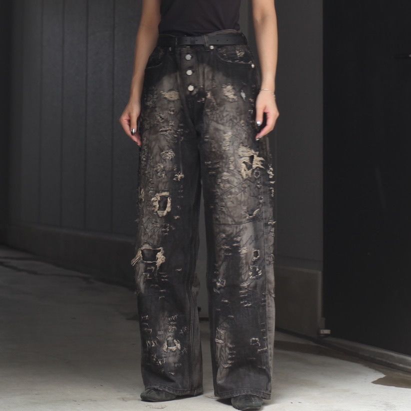 【残り一点】Hard-Washed Damaged Denim Pants