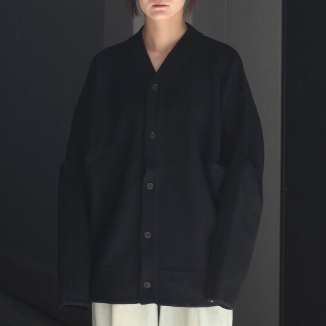 【残りわずか】Extra Fine Wool Knit Tucked Cardigan
