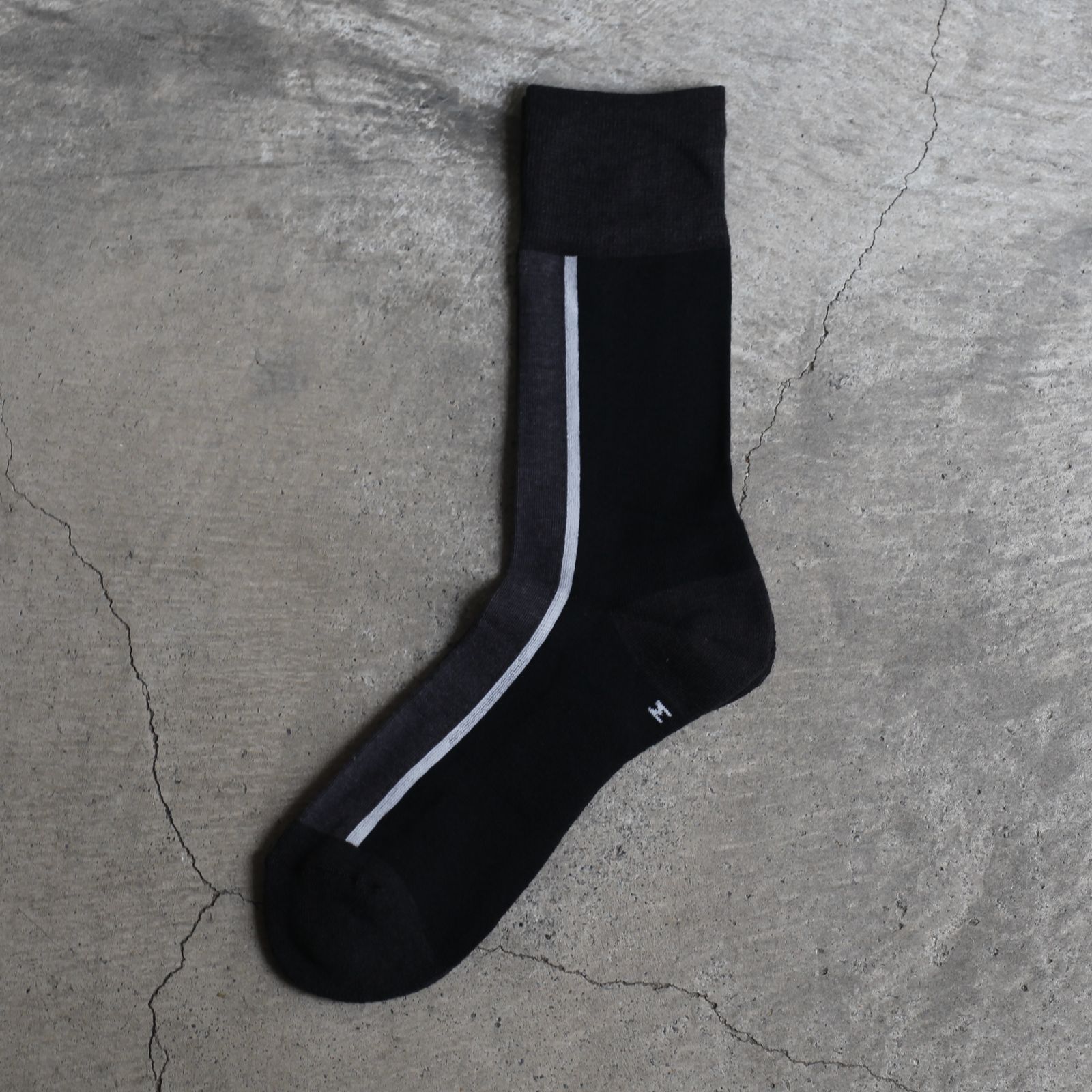 【残り一点】Center Line Socks