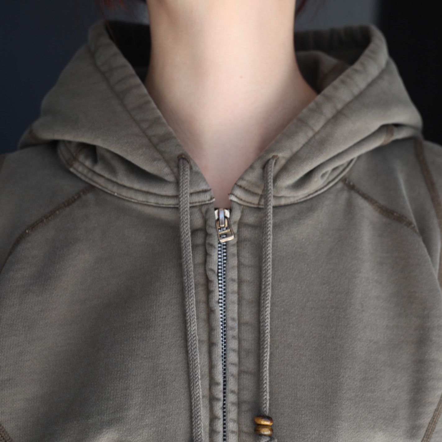 【残りわずか】Paneled Zip Up Hoodie