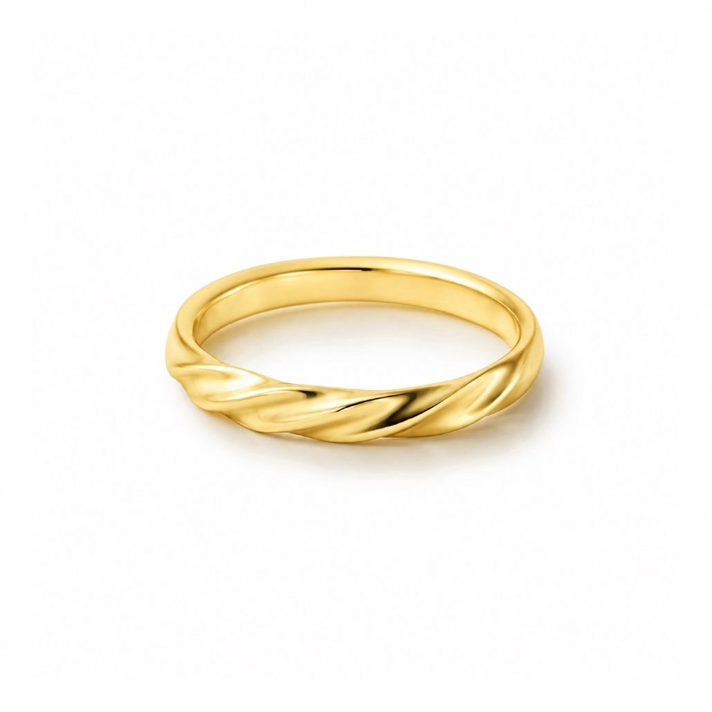 【お取り寄せ注文可能】Half Twist Ring M(K18 YELLOW GOLD)