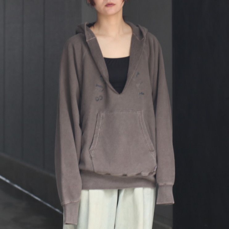 【残り一点】Ripped Hoodie