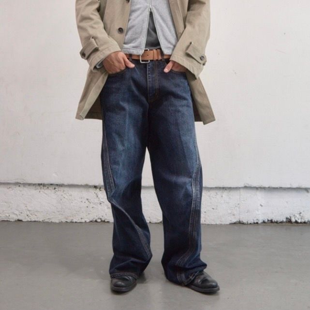 【残りわずか】3D Twisted Wide Leg Jeans