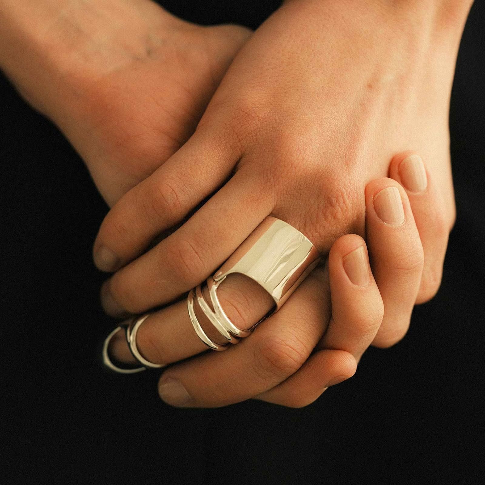【お取り寄せ注文可能】Armor Ring