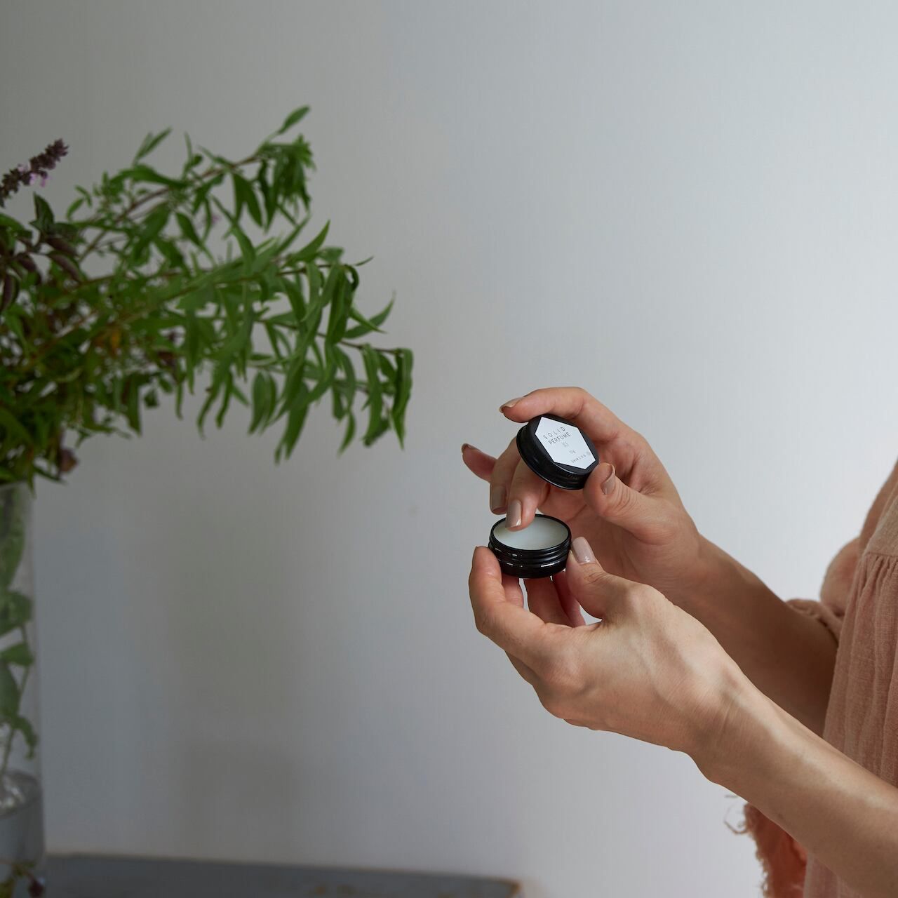 【お取り寄せ注文可能】Solid Perfume(HANA)