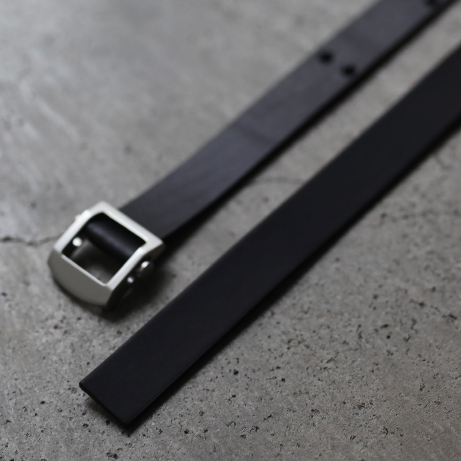 【残り一点】Herrie Holeless Studs Belt(THUG)