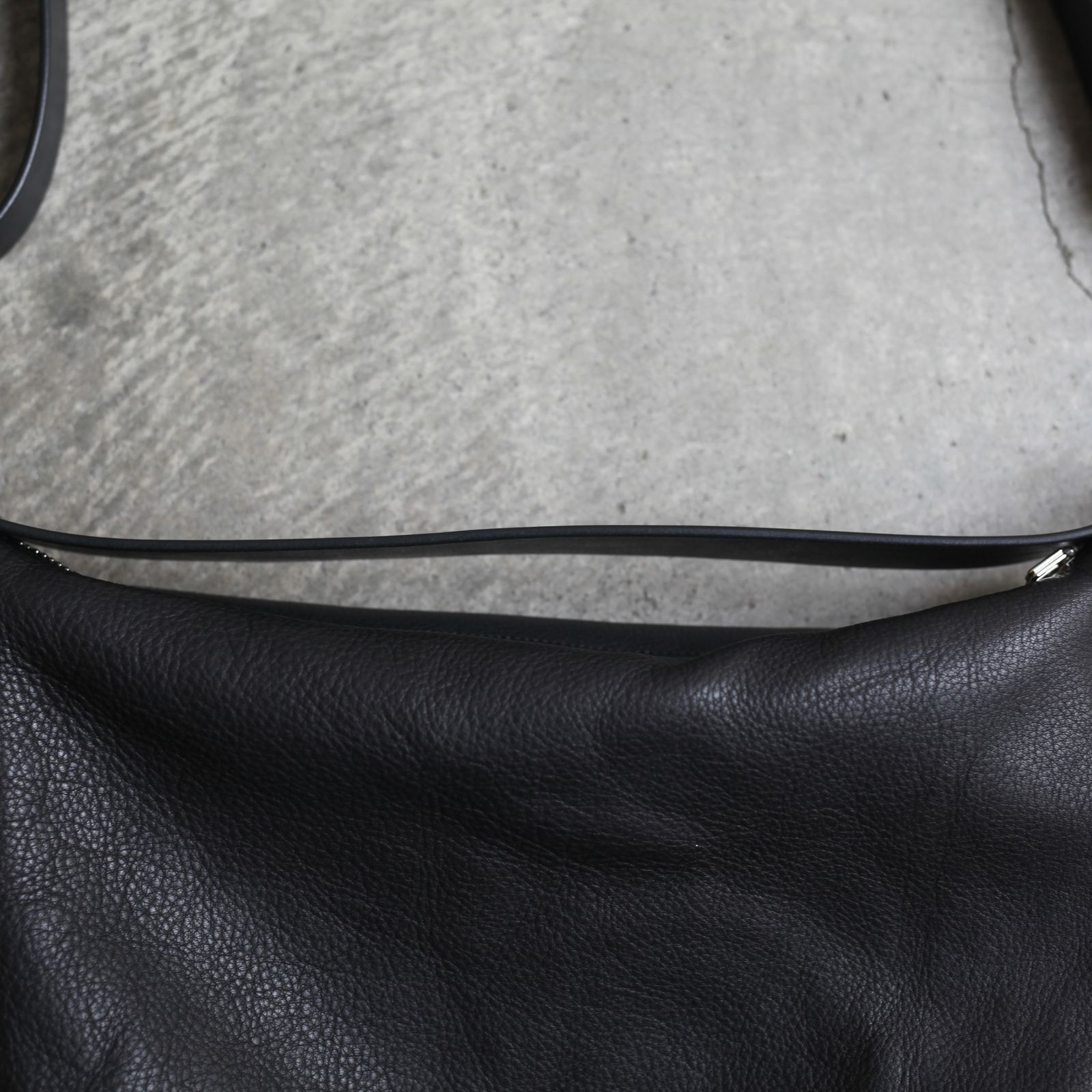 【お取り寄せ注文可能】Calf Leather 2way Shoulder Bag