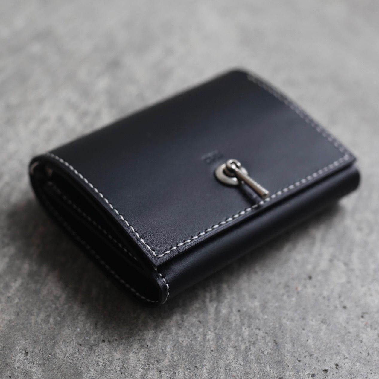 【再販売通知受付可能】Switch Trifold Wallet(ALT)