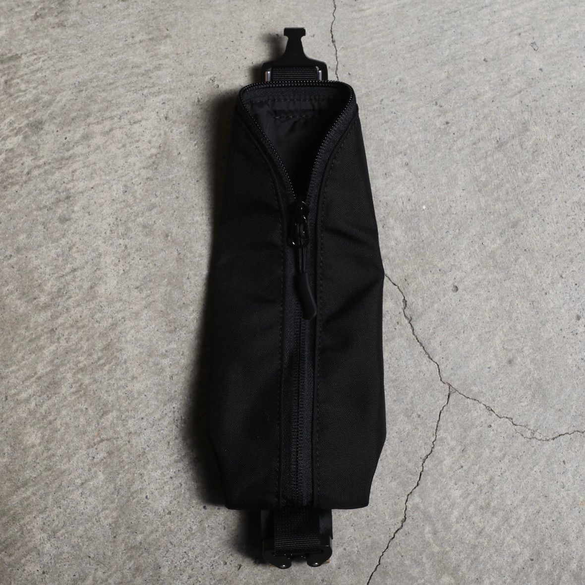 【再販売通知受付可能】Cable Pouch(BLACK×BLACK)