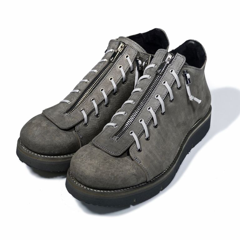 レザー種類 : FILLED STEER (GRAY)
※商品ページ画像のレザー及び、仕様はサンプルとしてご覧ください。