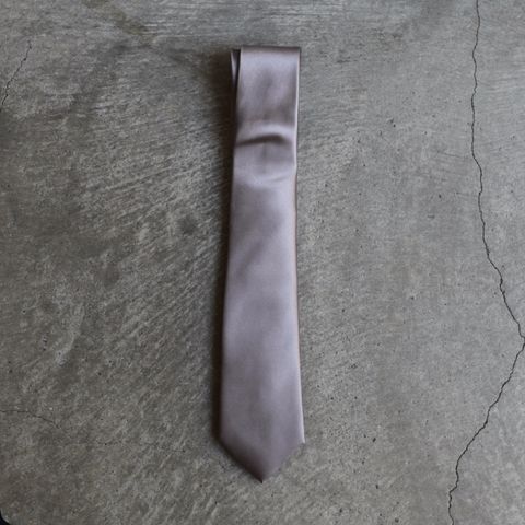 【残りわずか】Classic Silk Tie(GREY)