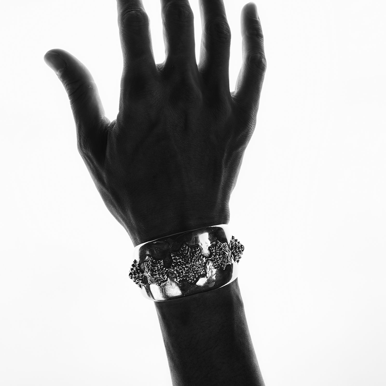 【お取り寄せ注文可能】Flower E Bangle(SILVER)