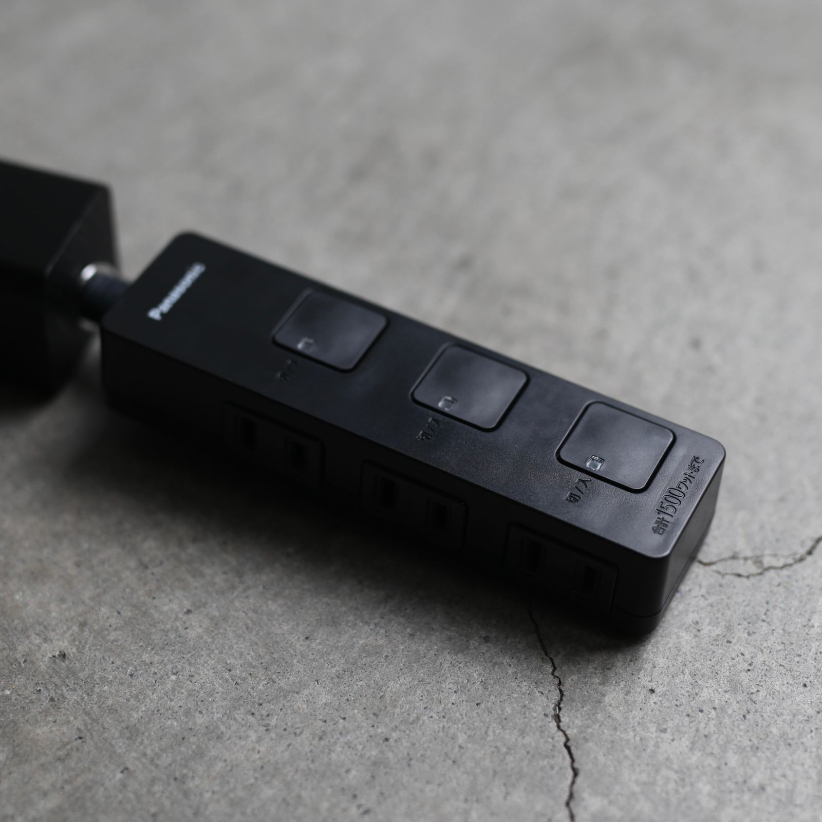 【残りわずか】Cable Jewelry Multiplug_1.4m(WOODEN ELEMENTS)