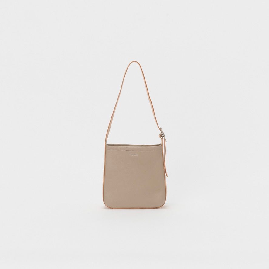 【再販売通知受付可能】One Side Belt Bag Petit(BEIGE)