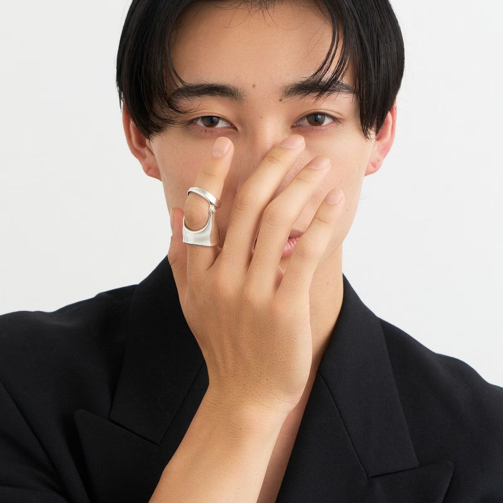 【お取り寄せ注文可能】Round Armor Ring