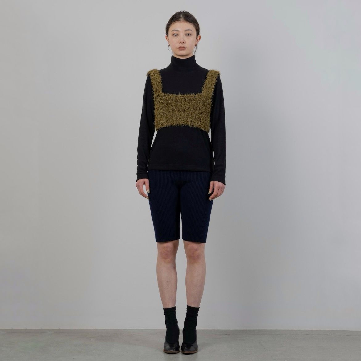 【残り一点】Shimmering Shaggy Knitted Band Tops