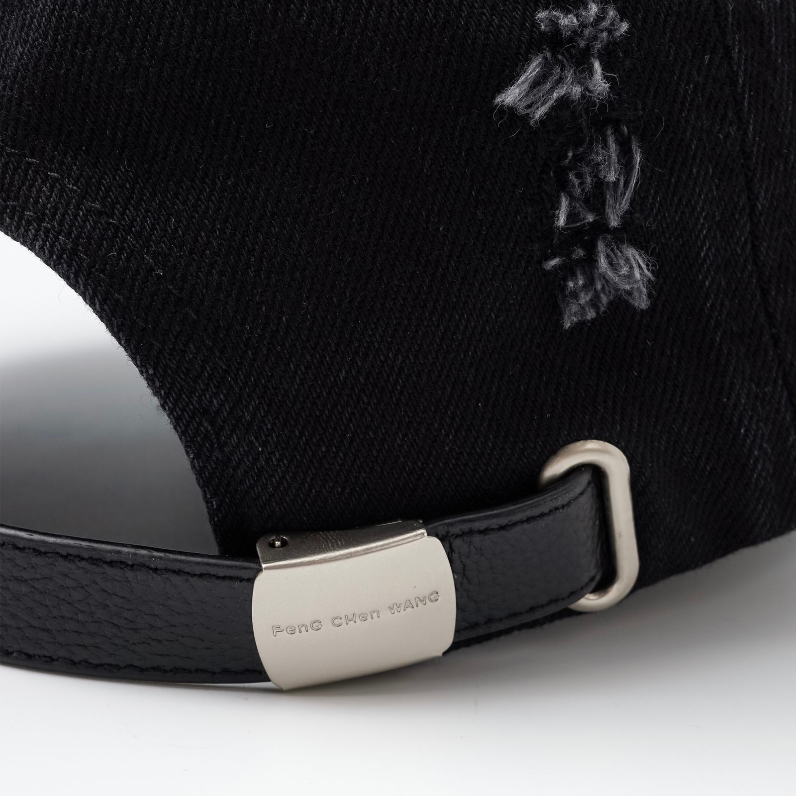 【残り一点】Washed Denim Cap with Embroidery