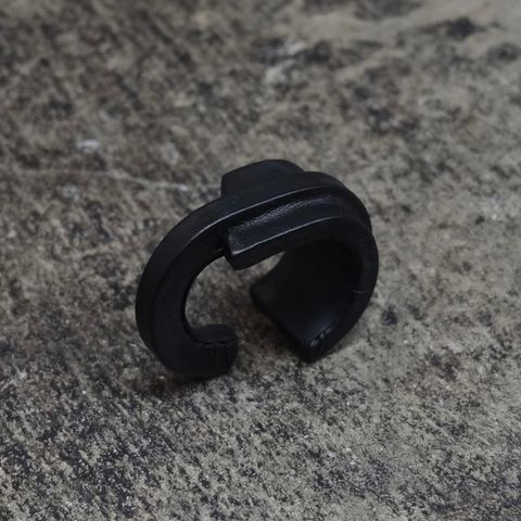 【お取り寄せ注文可能】Bulky Bangle Variant