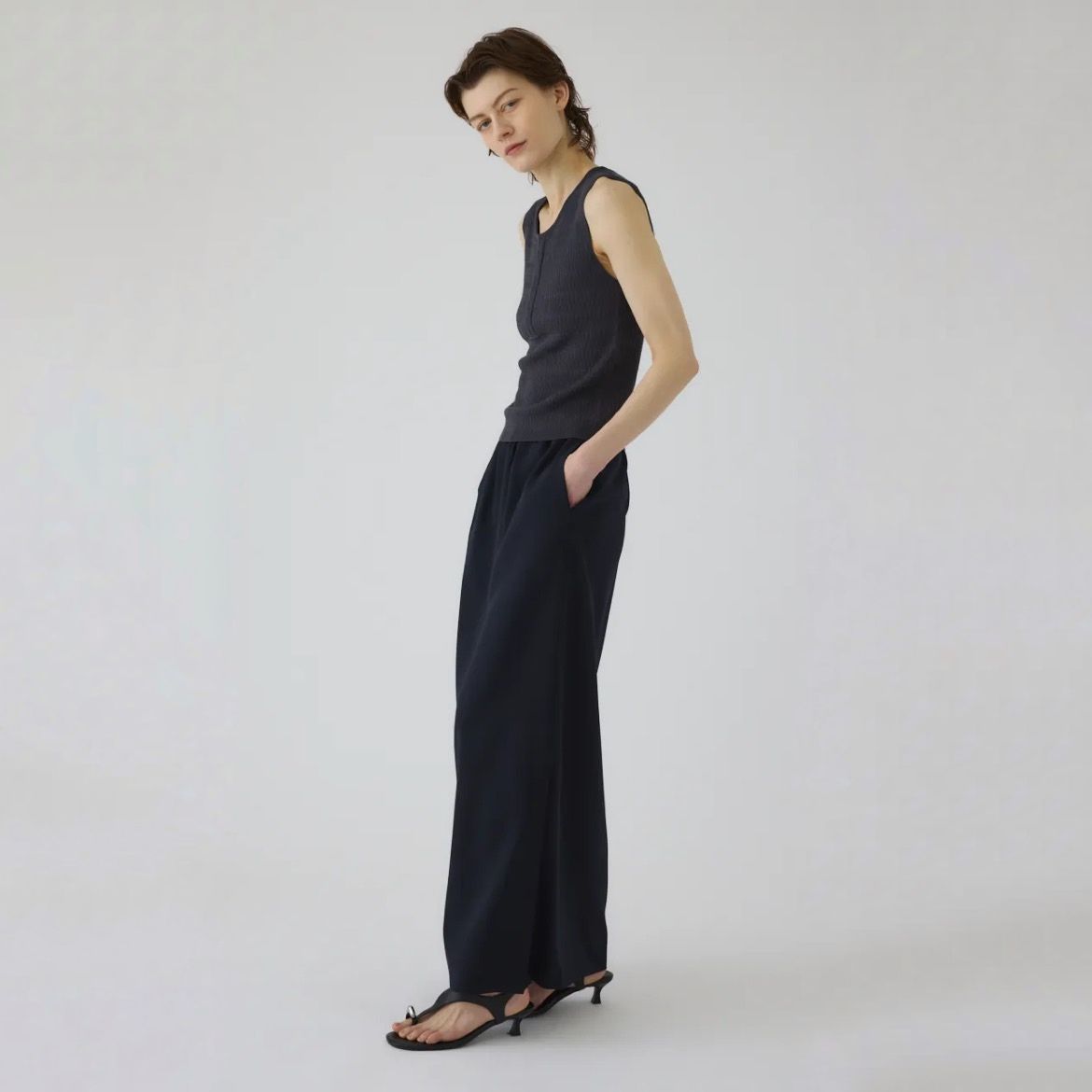 【残り一点】Round Neck Hook Tank