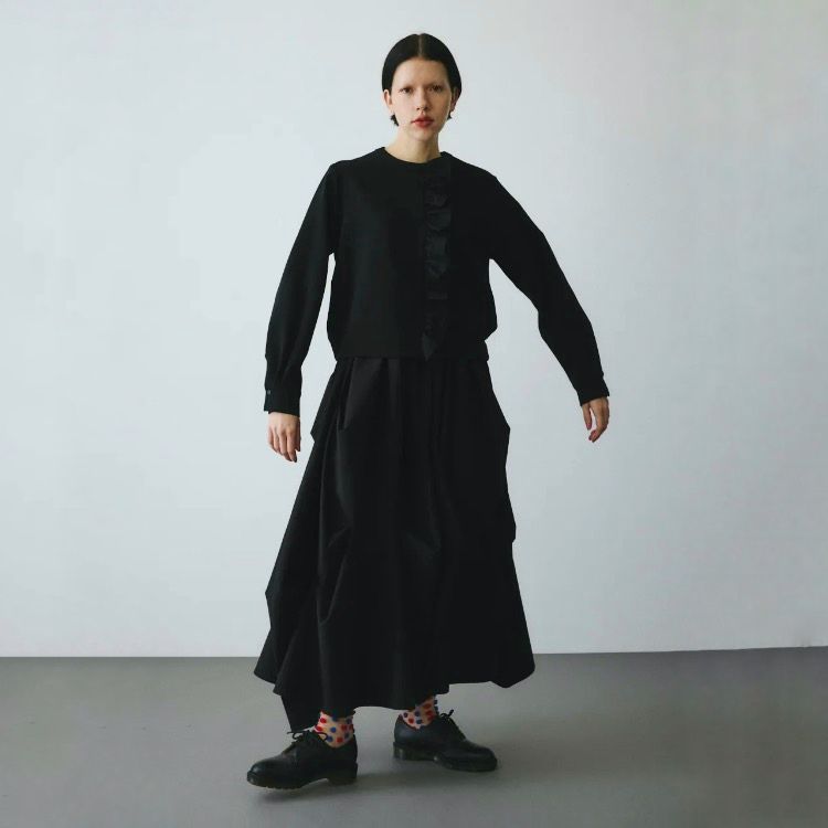 【残り一点】CLO Black Frill Pullover
