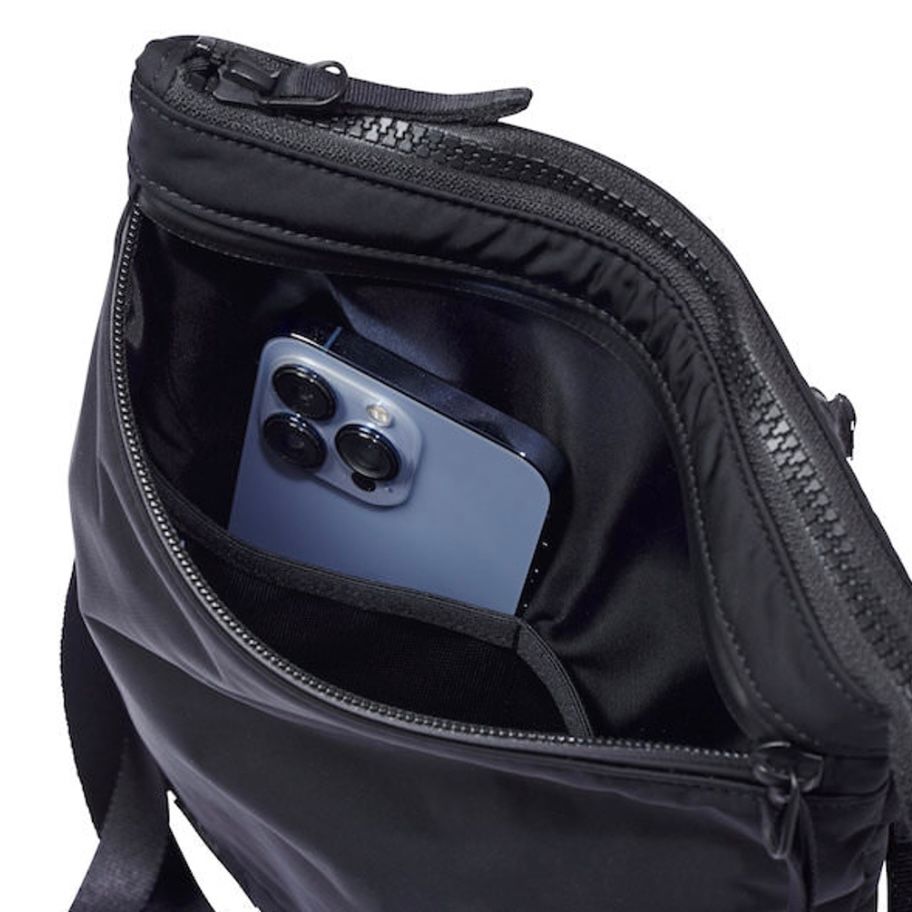 【残り一点】iPad Shoulder