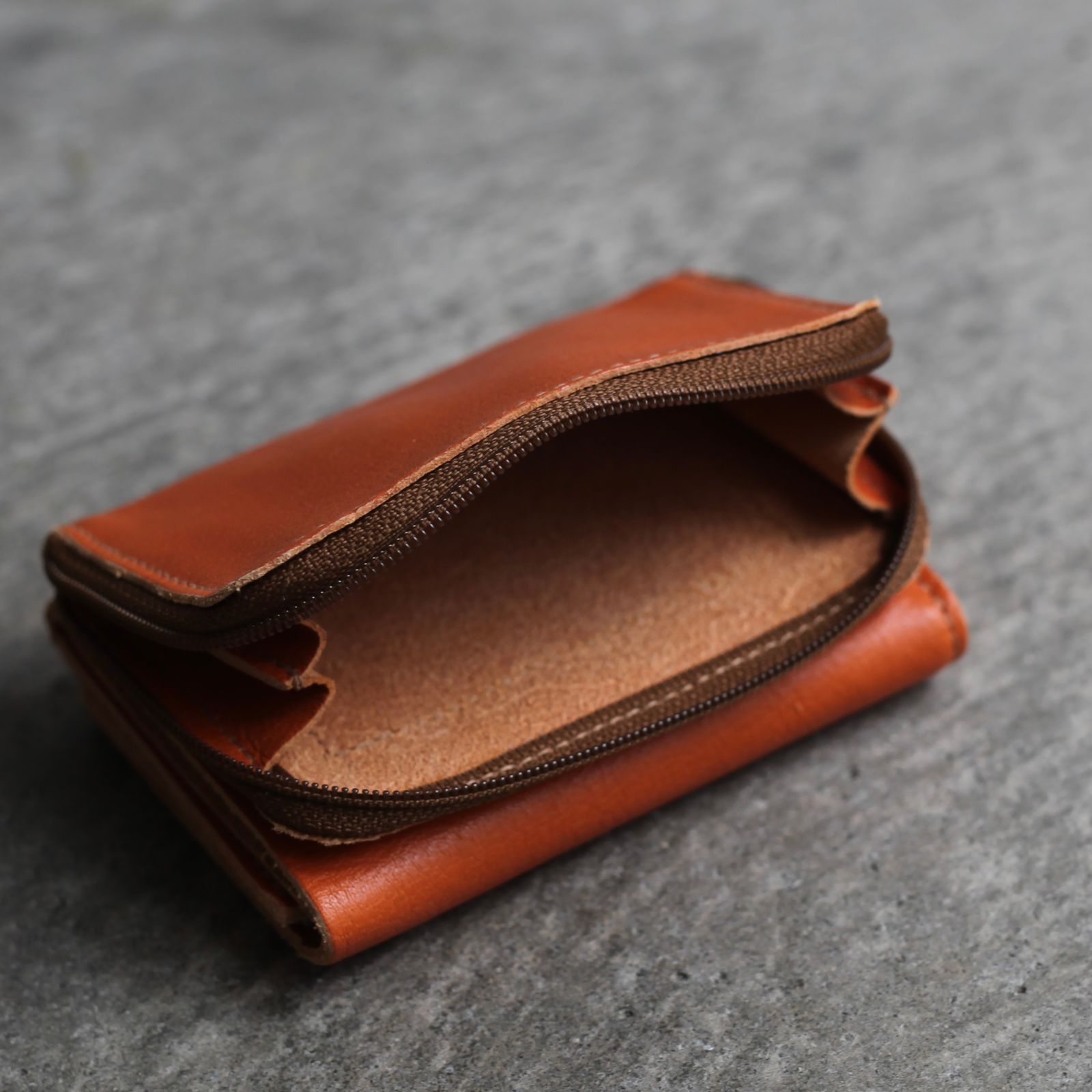 【残り一点】トリフォルドウォレット