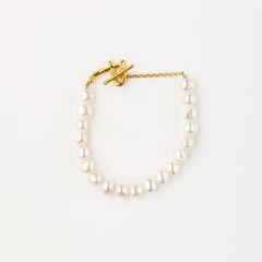 【お取り寄せ注文可能】Baroque Pearl P Mantel Bracelet