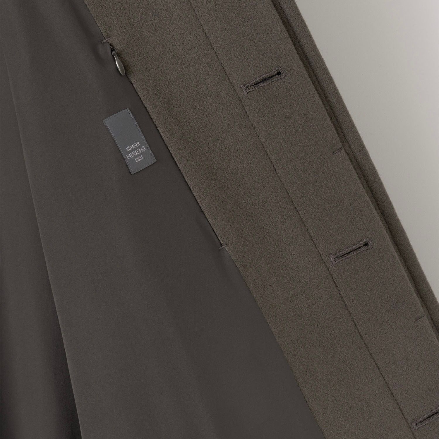 【残りわずか】Voyager Balmacaan Coat