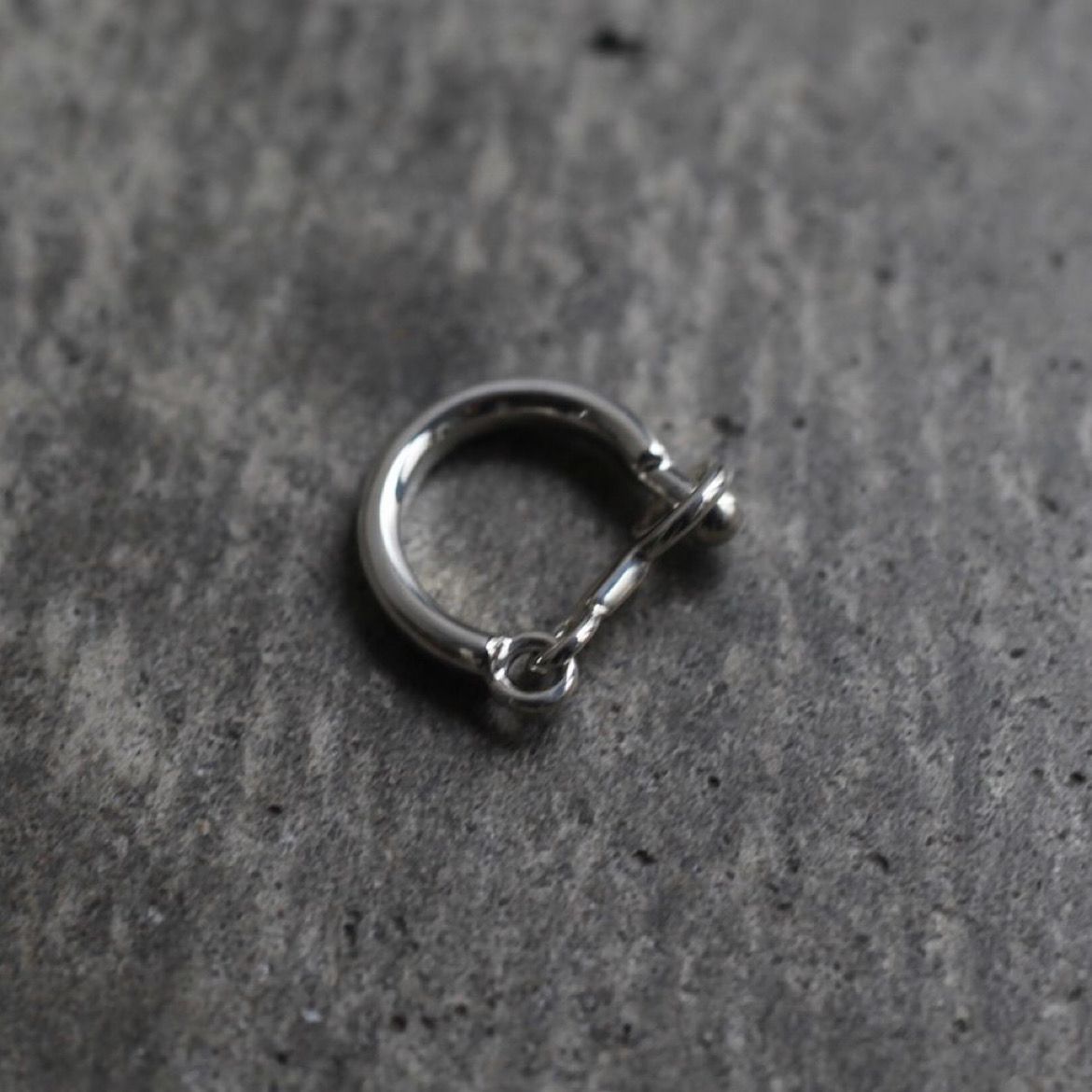 【残り一点】Lock Ring(WHITE)