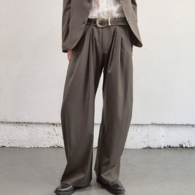 【残り一点】2Tucked Curved Leg Trousers