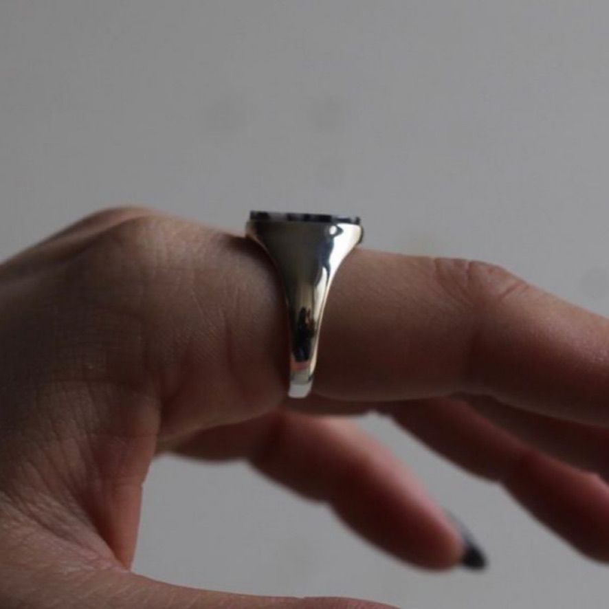 【残り一点】Signet Oval Ring L(ZEBRA JASPER)