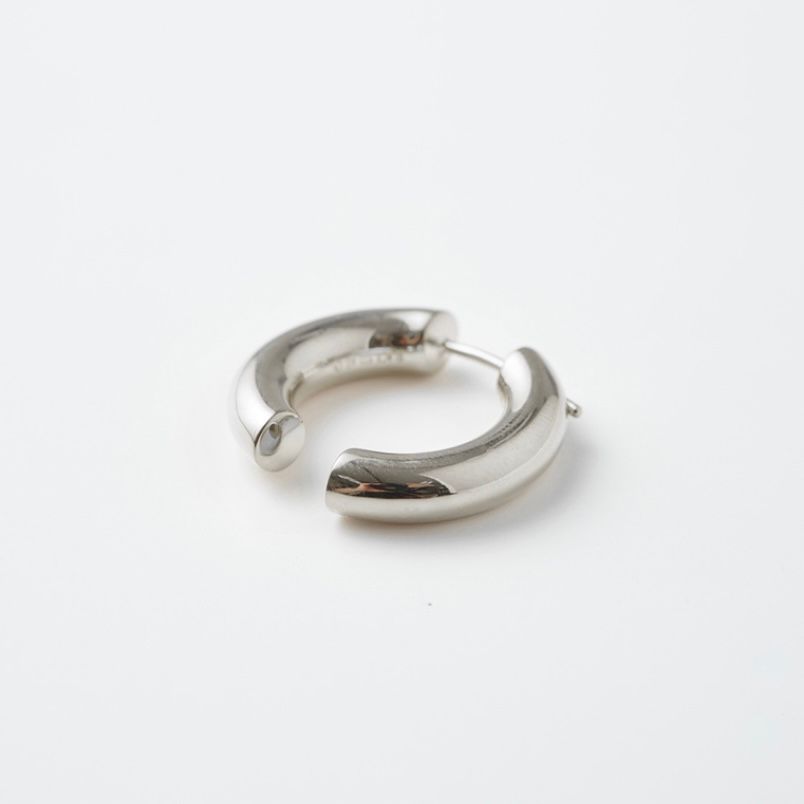 【残り一点】Follow The Path Hoop 2.5cm(SILVER)