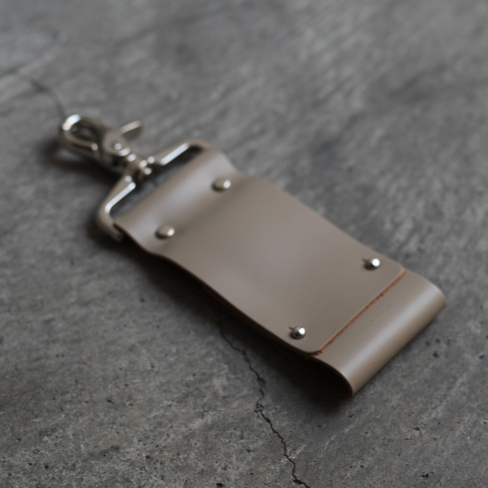 【残りわずか】Assemble Key Case(BEIGE)