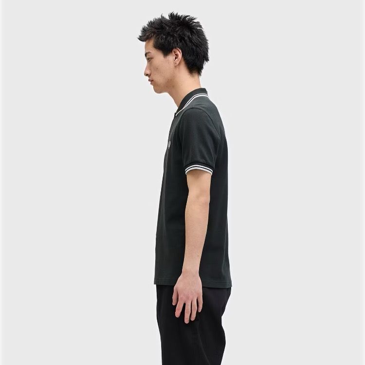 【残り一点】Twin Tipped Fred Perry Shirt