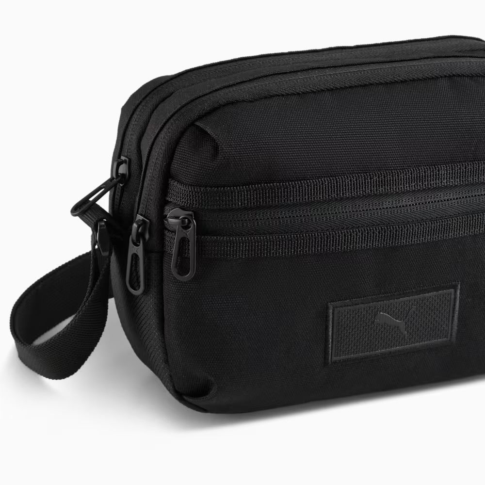 【残り一点】Essentials Crossbody Bag