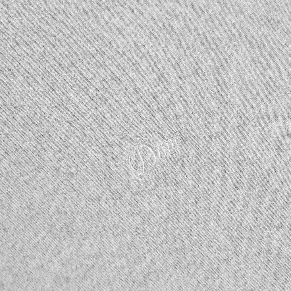 【残りわずか】Cursive Small Logo Crewneck