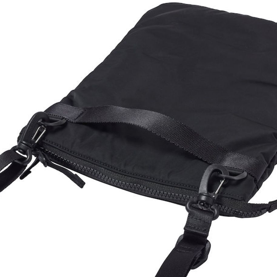 【残り一点】iPad Shoulder