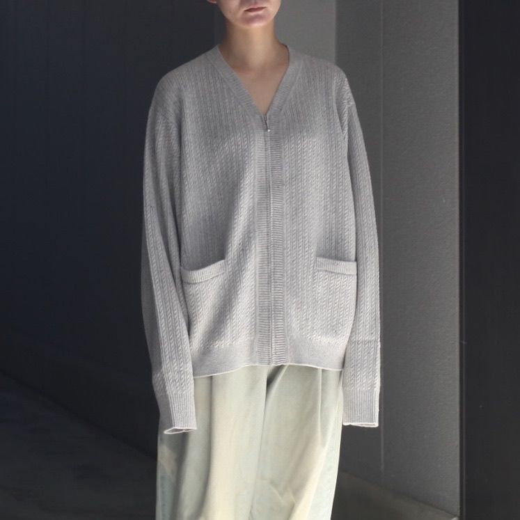 【残り一点】Nep V Zip-up Cardigan