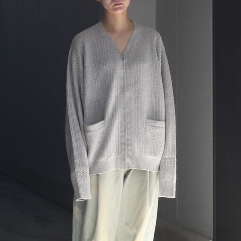 【残り一点】Nep V Zip-up Cardigan