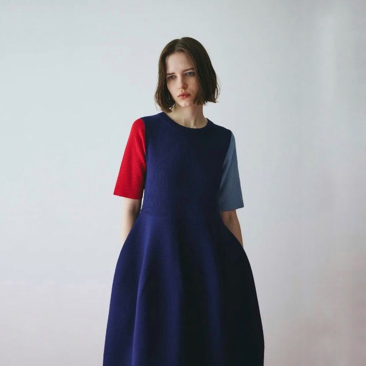 【残り一点】Volume Knit Dress