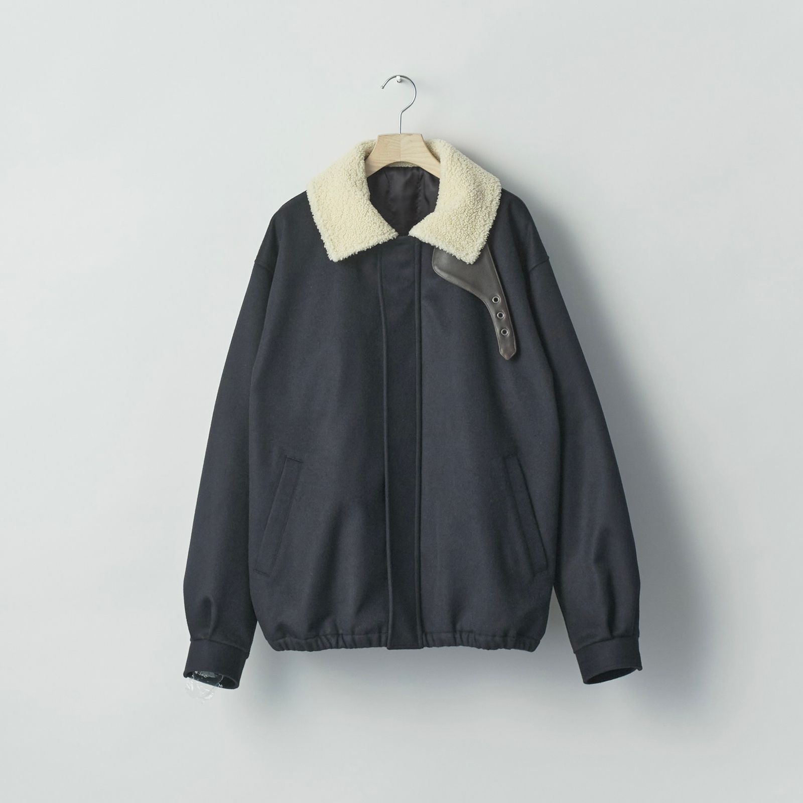【残りわずか】Mouton Collar Wool Cashmere Padded Jacket