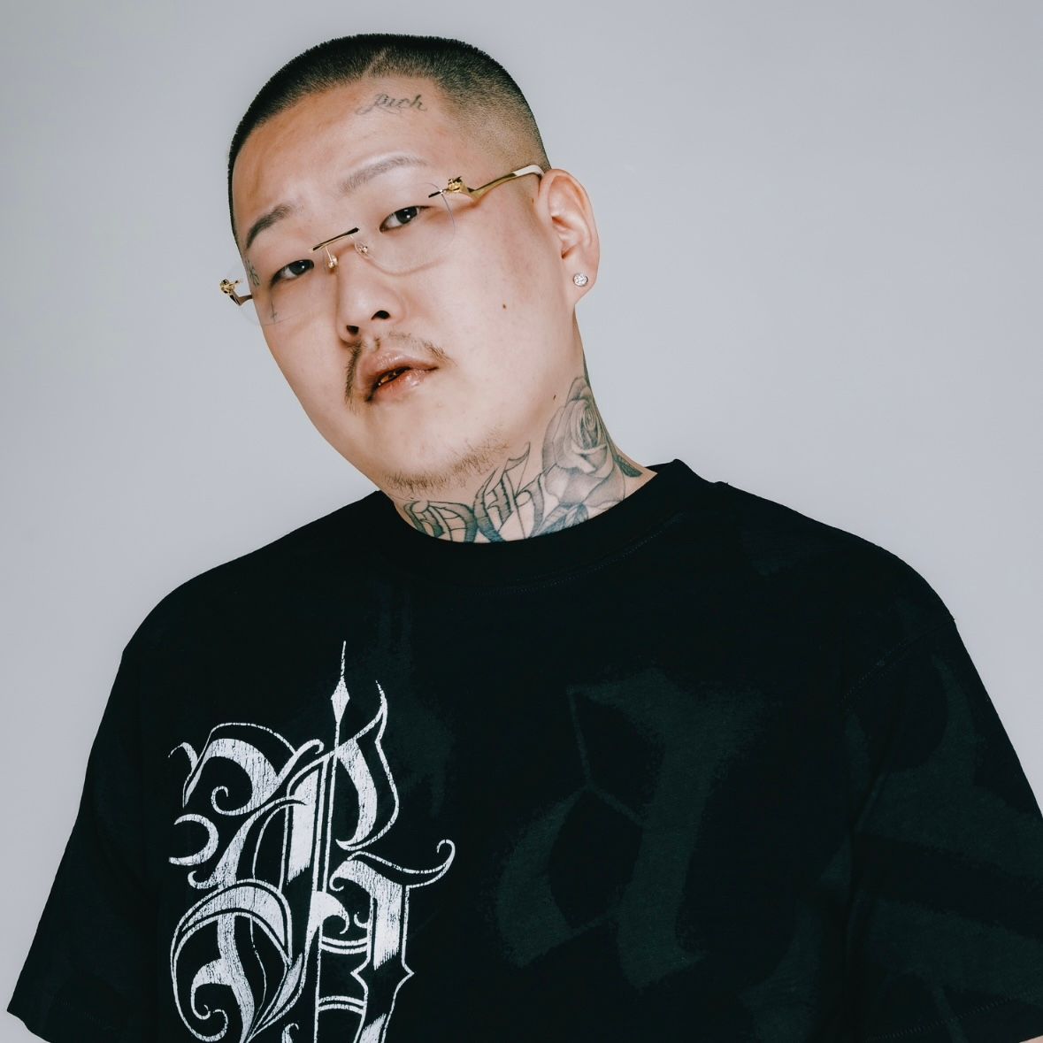 BREATH - 【残り一点】Suicide Black Letterd Logo Tee