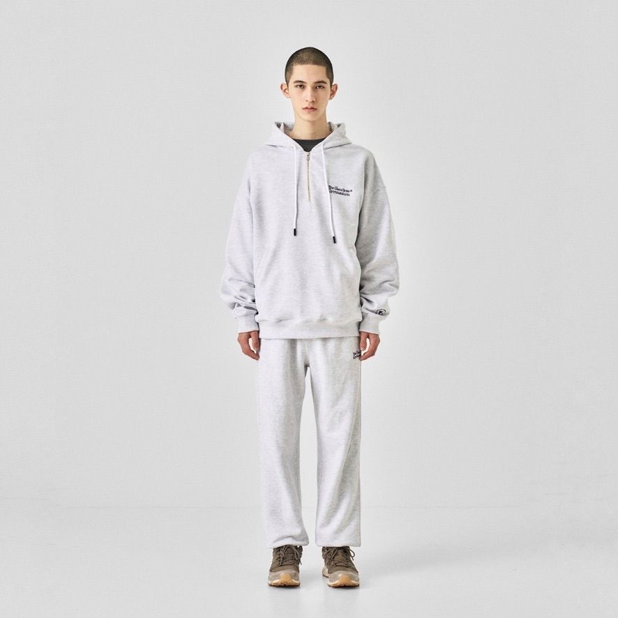 【残り一点】Gymnasium Half Zip Up Hoodie