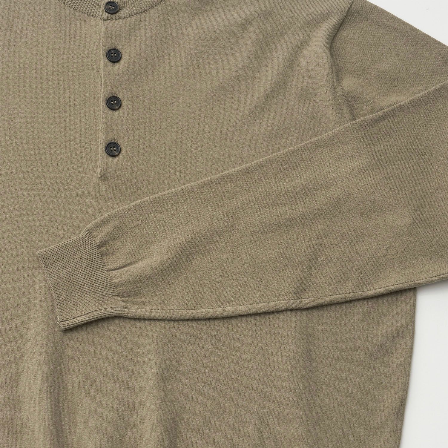 【残り一点】French Henry Neck Knit