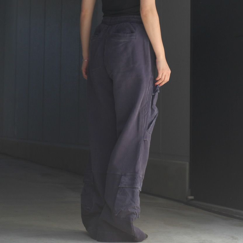 【残りわずか】Utility Sweats