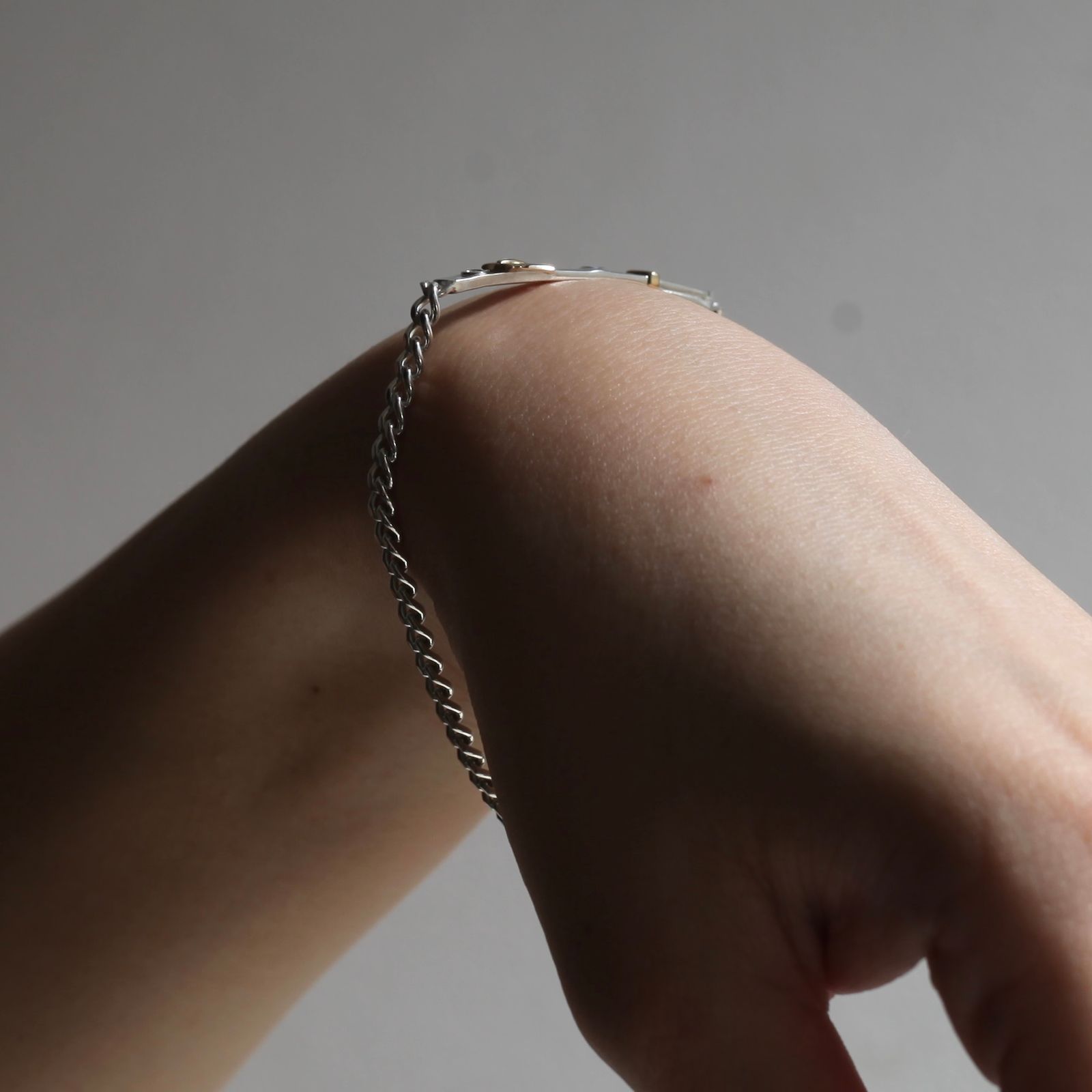 【残り一点】Victorian Shoe Buckle Plate Curb Chain Bracelet(18K POINT)