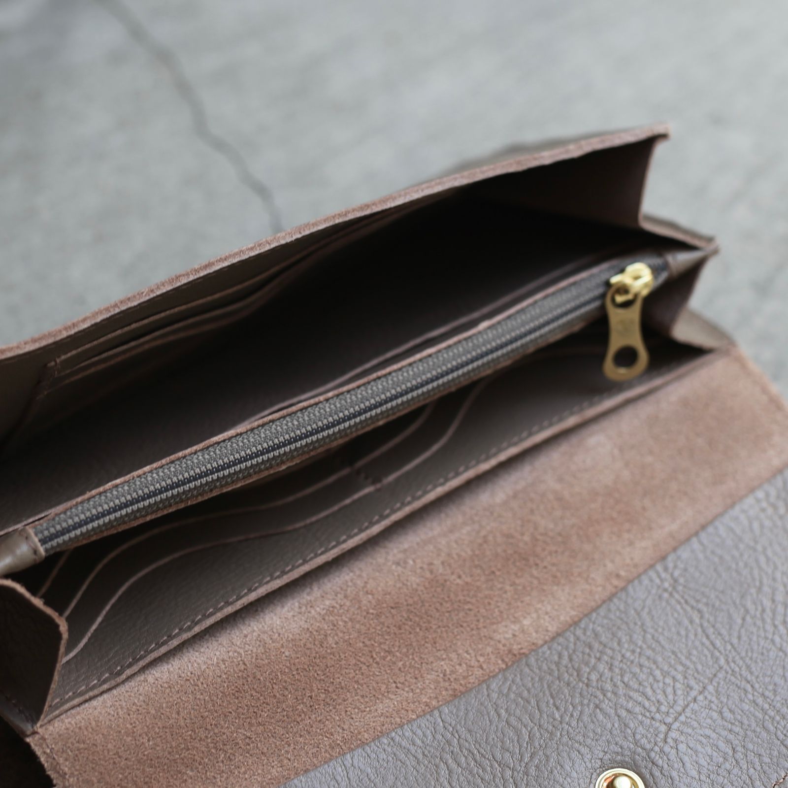 【残り一点】ロングウォレット