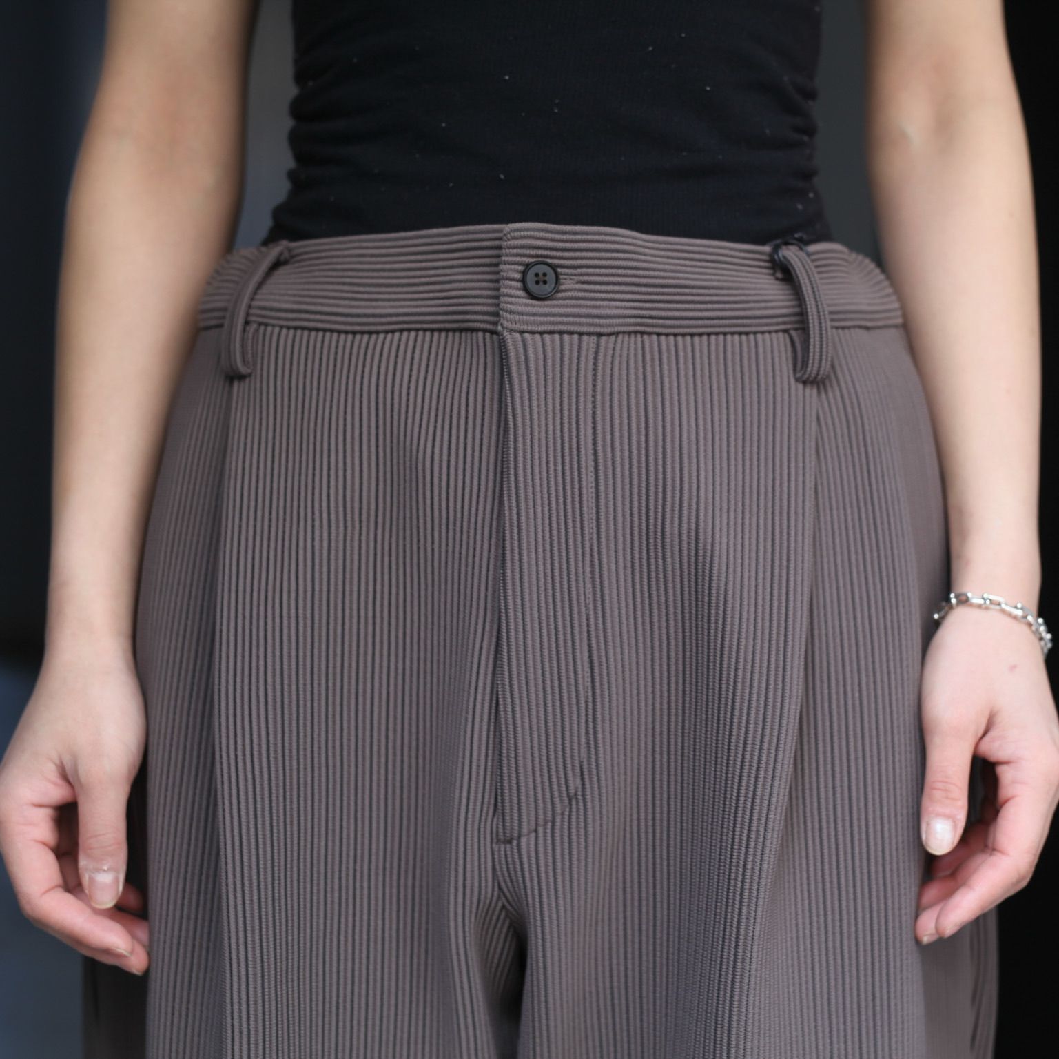 stein - 【残りわずか】Gradation Pleats Two Tuck Trousers | ACRMTSM ...