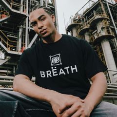 【残り一点】Crest Logo Tee
