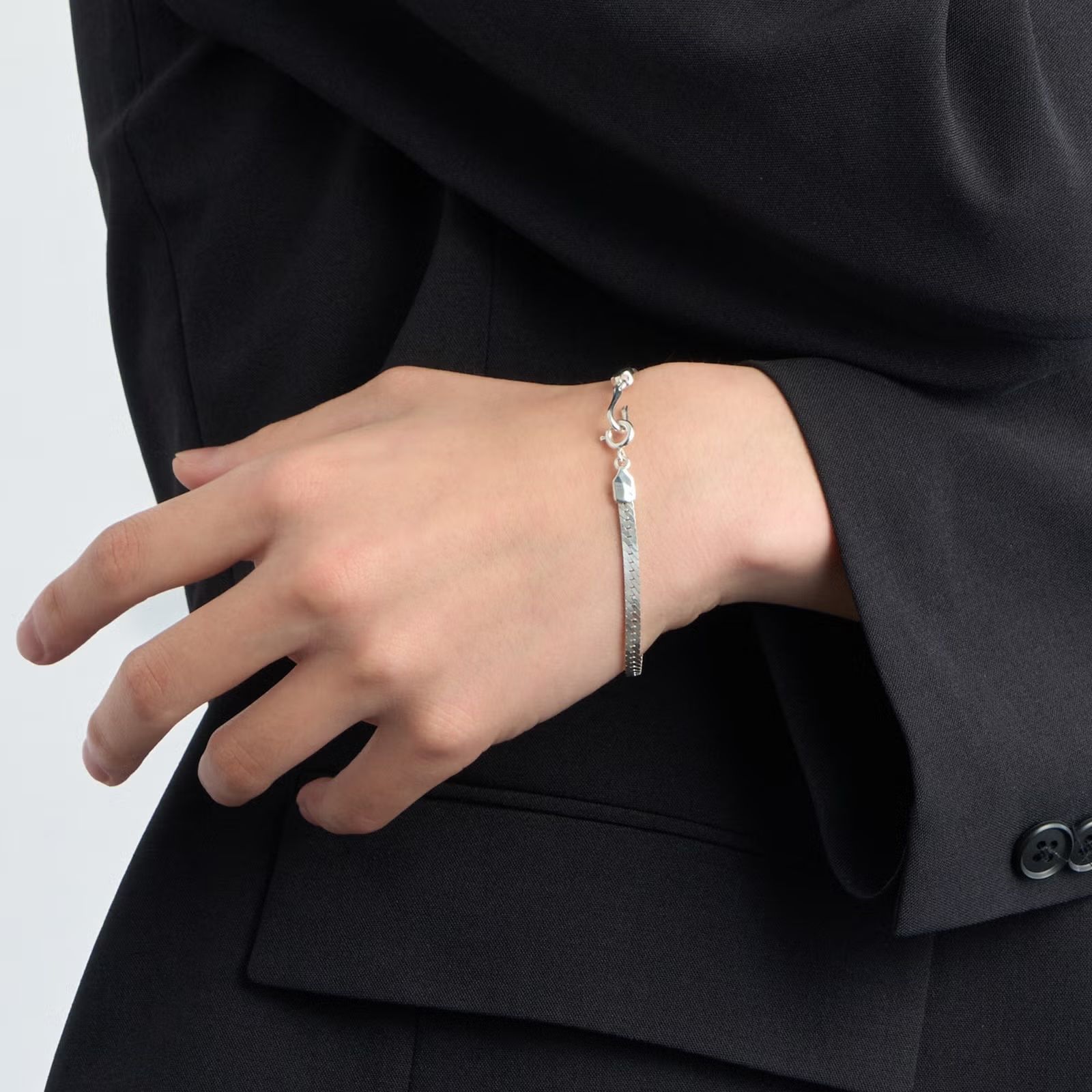 【お取り寄せ注文可能】Herringbone Chain Bracelet